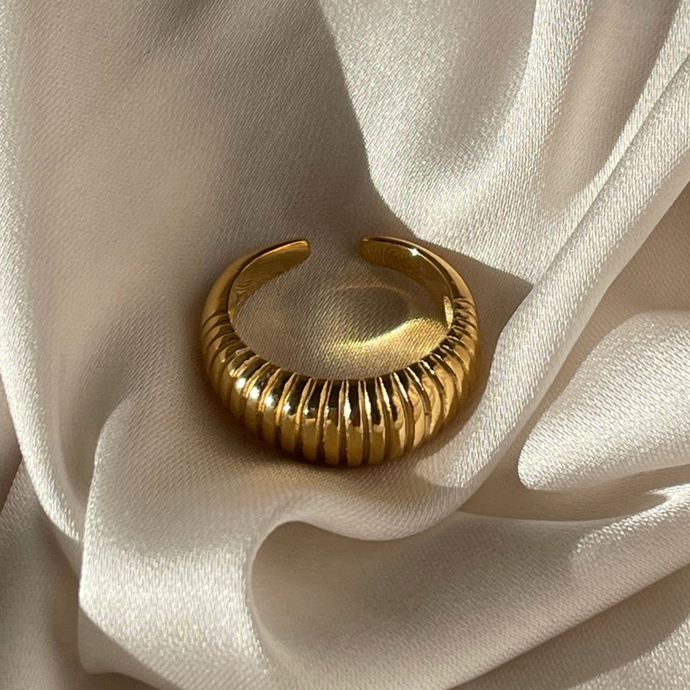 Gold Ridged Dome Ring